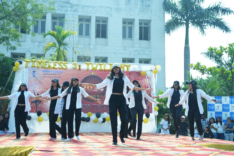 Vidhyadeep University student campus event and student life